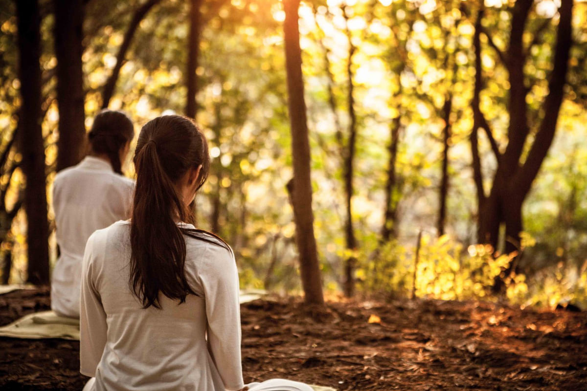 Grounding: แค่บอกตัวเองให้ใจเย็นๆ หรือคือการสร้างสมดุลทางจิตที่แท้จริง?